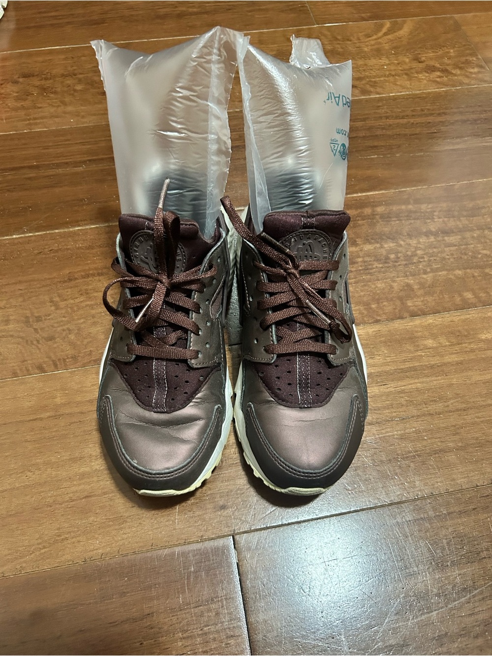 Nike Huarache Women’s Sneakers Size 7